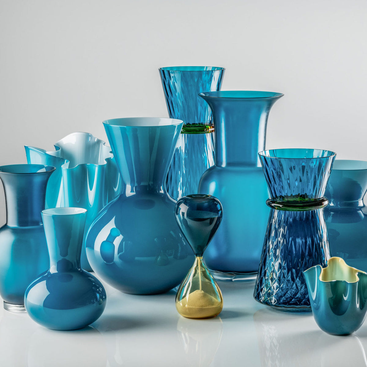 NATURAL LIVING Vaso Mila 2L In Vetro Riciclato Zaffiro – Design Contemporaneo, H18cm D17cm