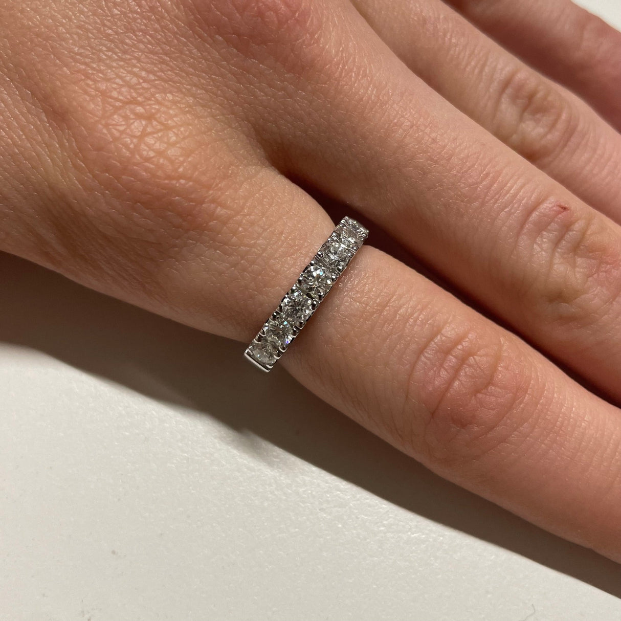 Anello Fedina Half Eternity Diamanti in Oro Bianco-Anelli-GRANARELLI-Gioielleria Granarelli