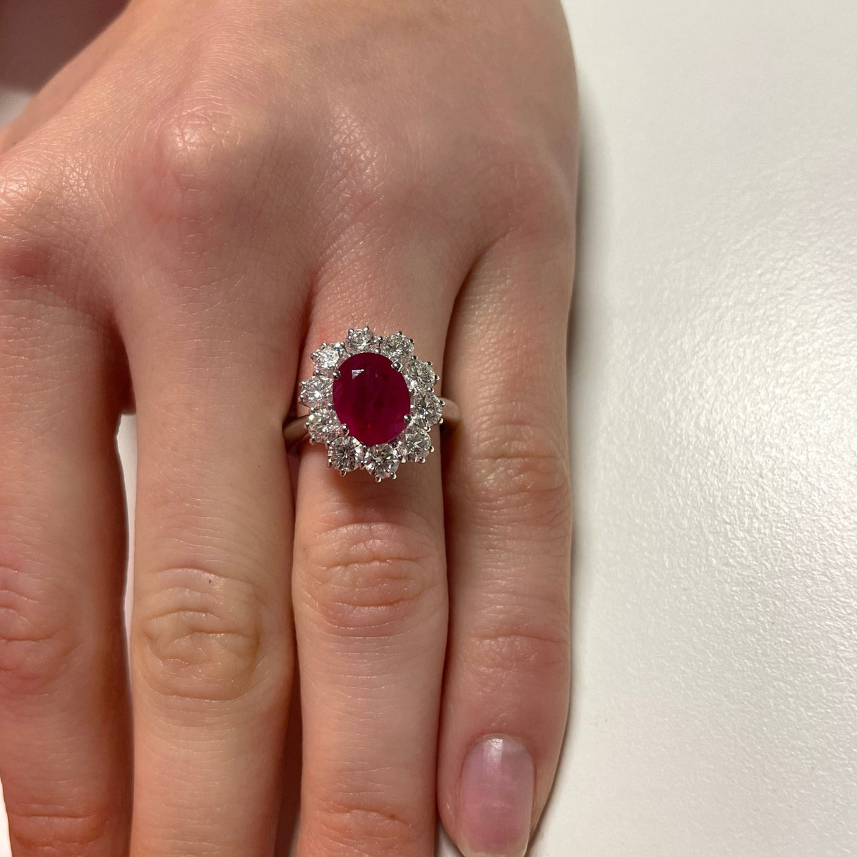 Anello Fiore con Rubino e Diamanti-Anelli-CRIVELLI-Gioielleria Granarelli