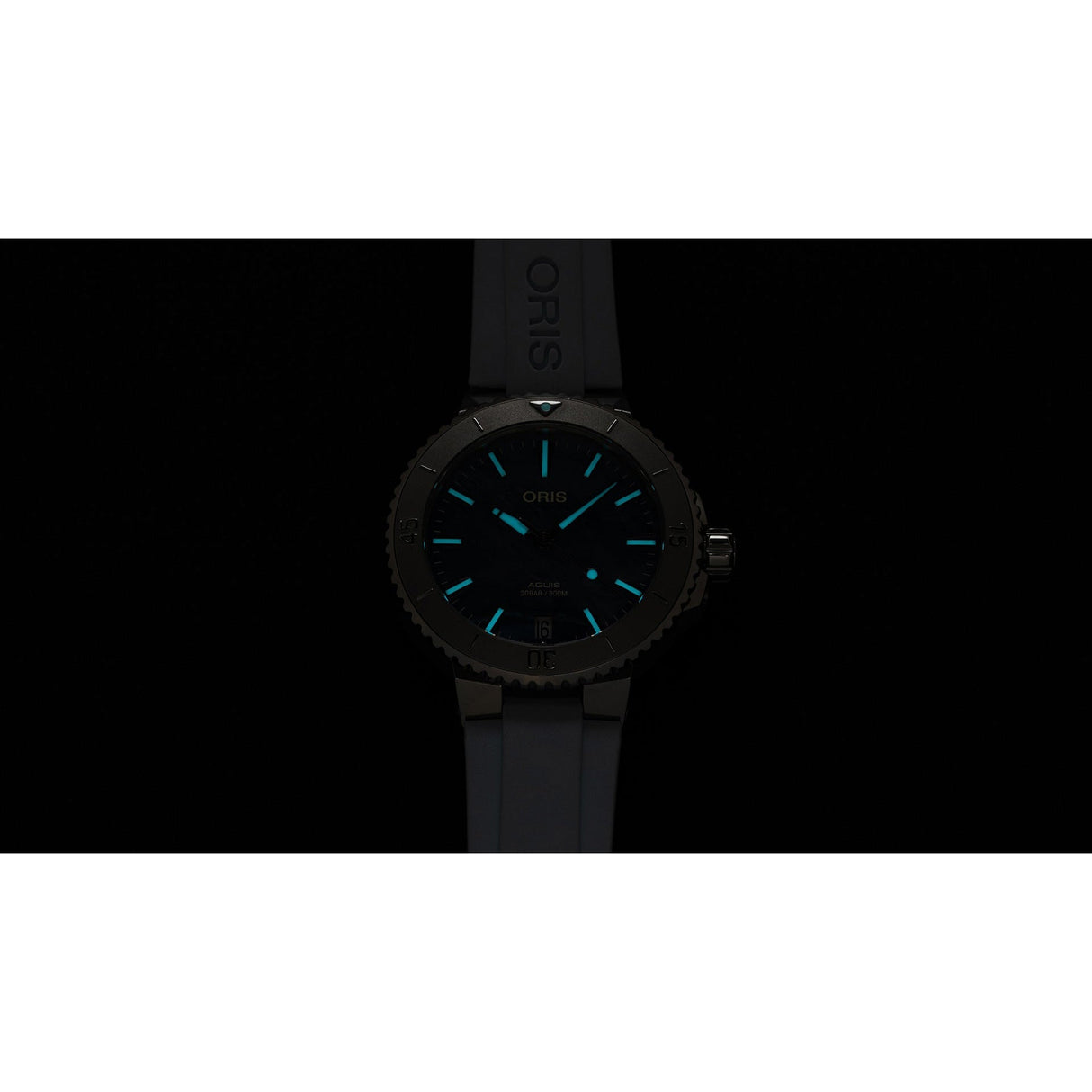 Aquis Date Blu Egeo Gomma-Orologi-ORIS-Gioielleria Granarelli