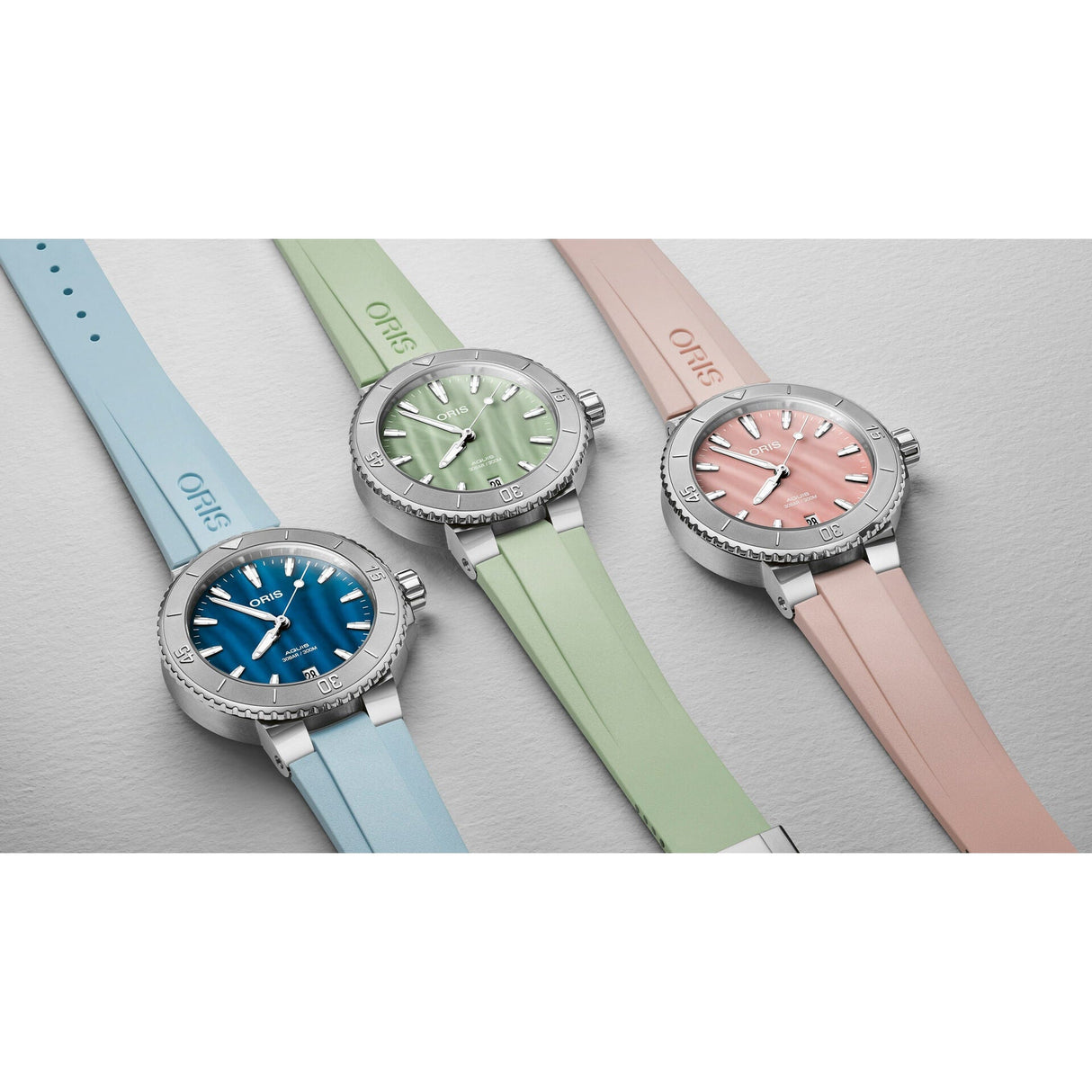 Aquis Date Blu Egeo Gomma-Orologi-ORIS-Gioielleria Granarelli