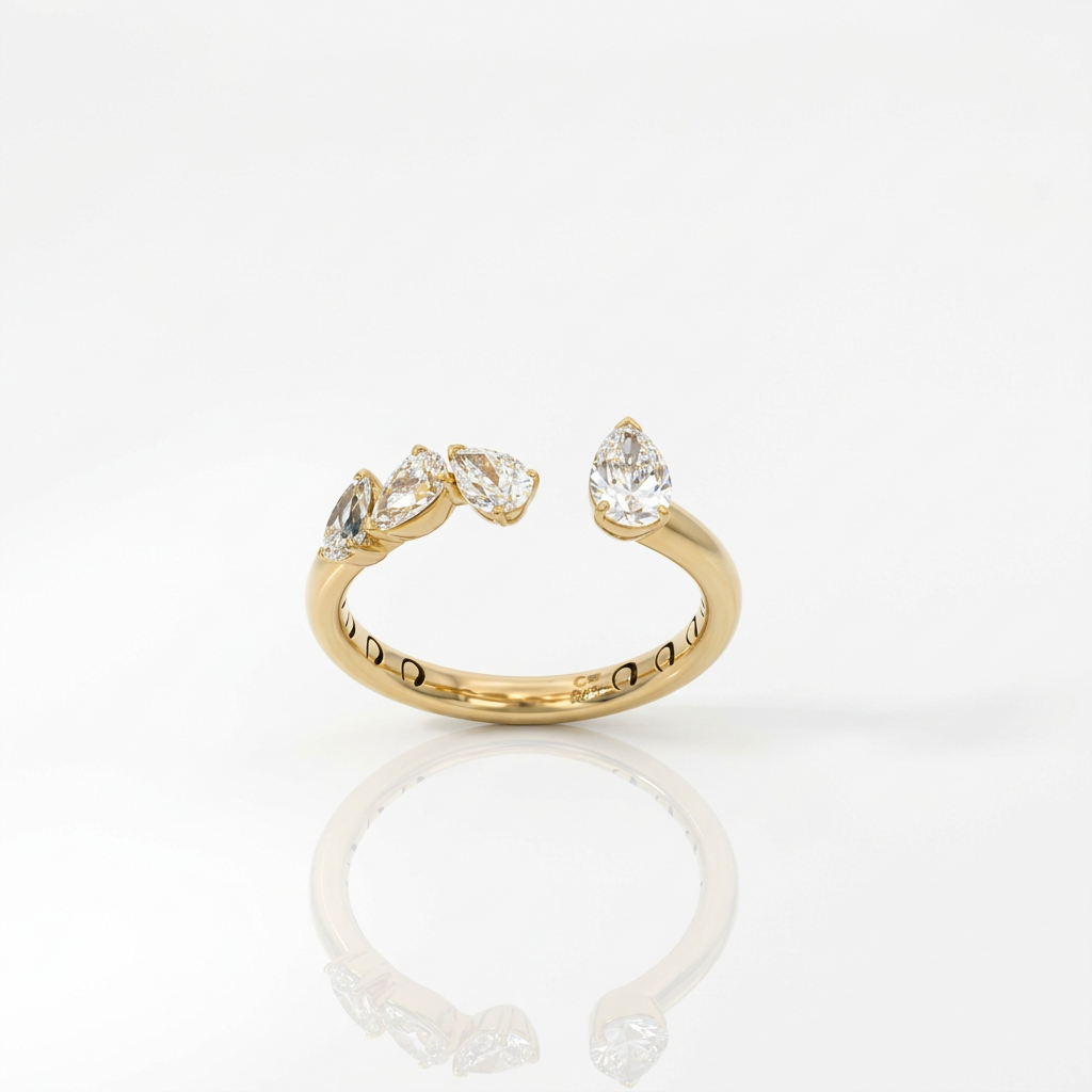 Anello in Oro Rosa con Diamante Taglio Goccia