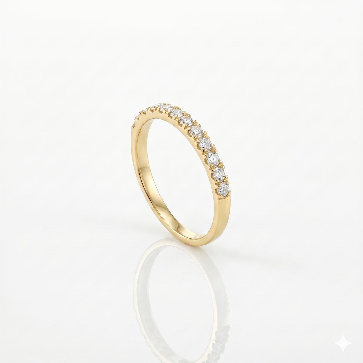 Anello Fedina Light in Oro Giallo e Diamanti 0.28