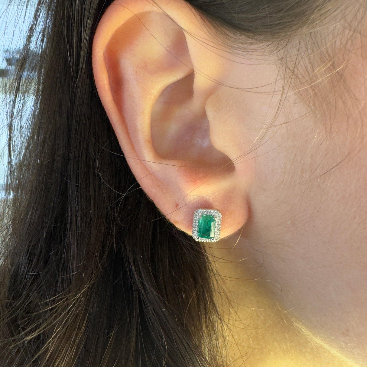Boucles d'oreilles ovales émeraude
