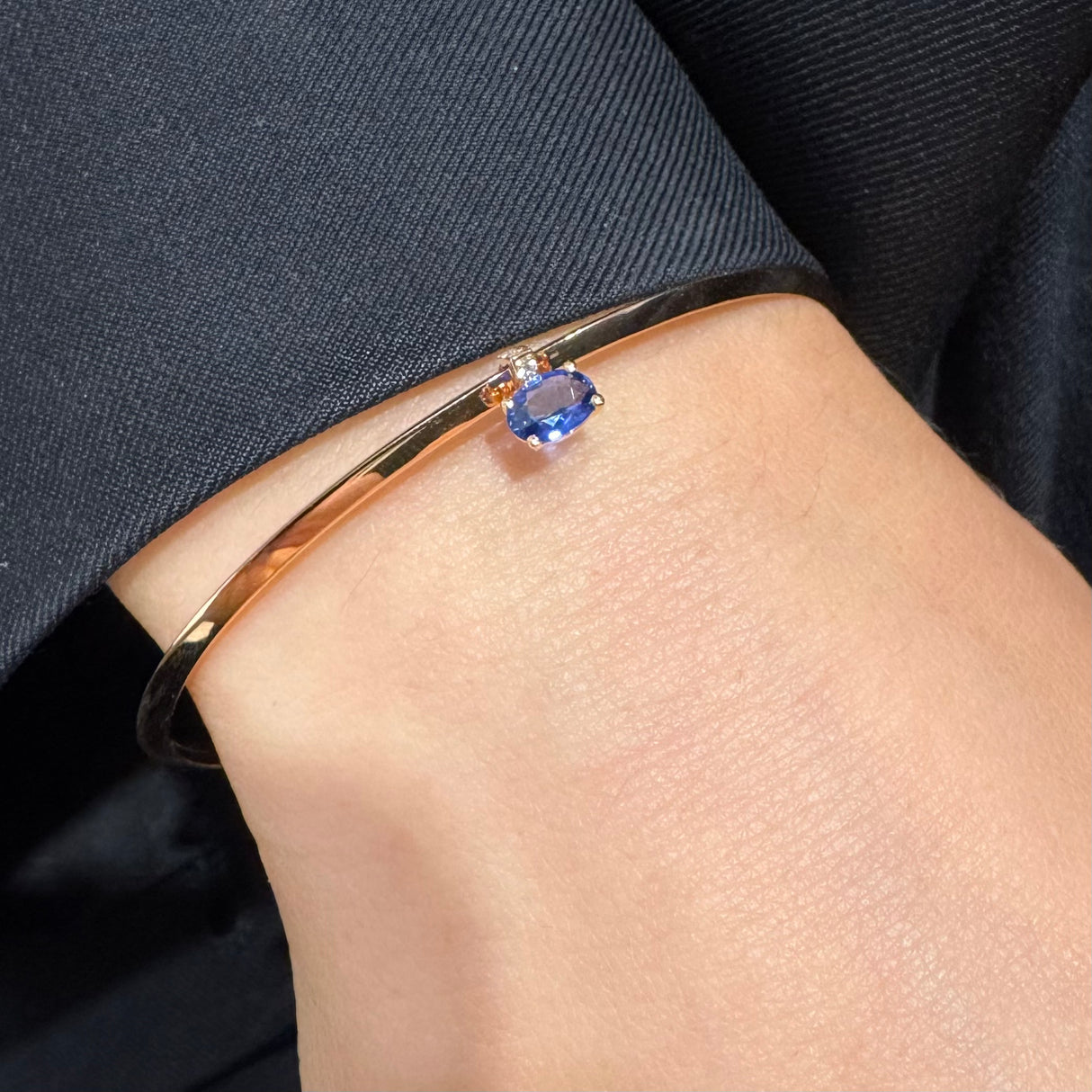 Bracciale rigido Diamante Bianco Zaffiro Blu Oro Rosa