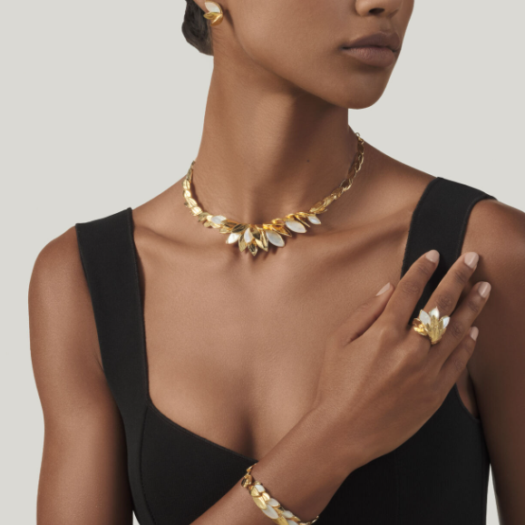 Orecchini Skin Madreperla Piccoli Argento Dorato