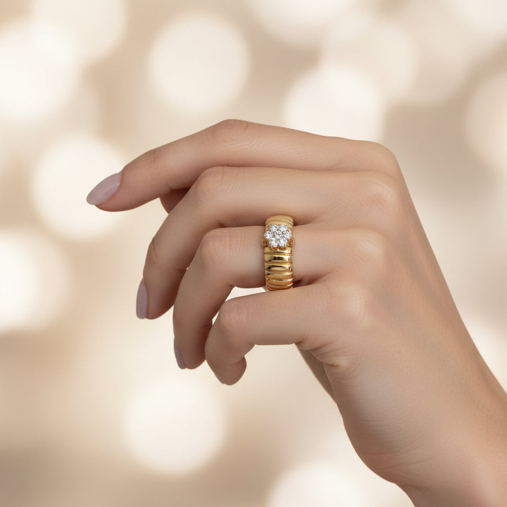 Gas tube knit ring with diamond flower