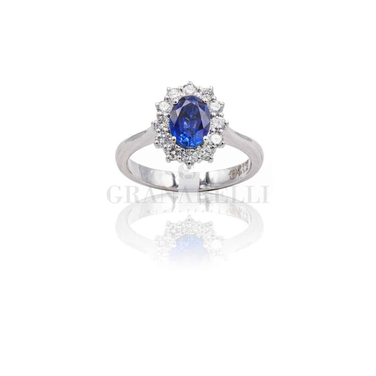 Anello in Oro Bianco con Zaffiro 0.95kt e Diamanti