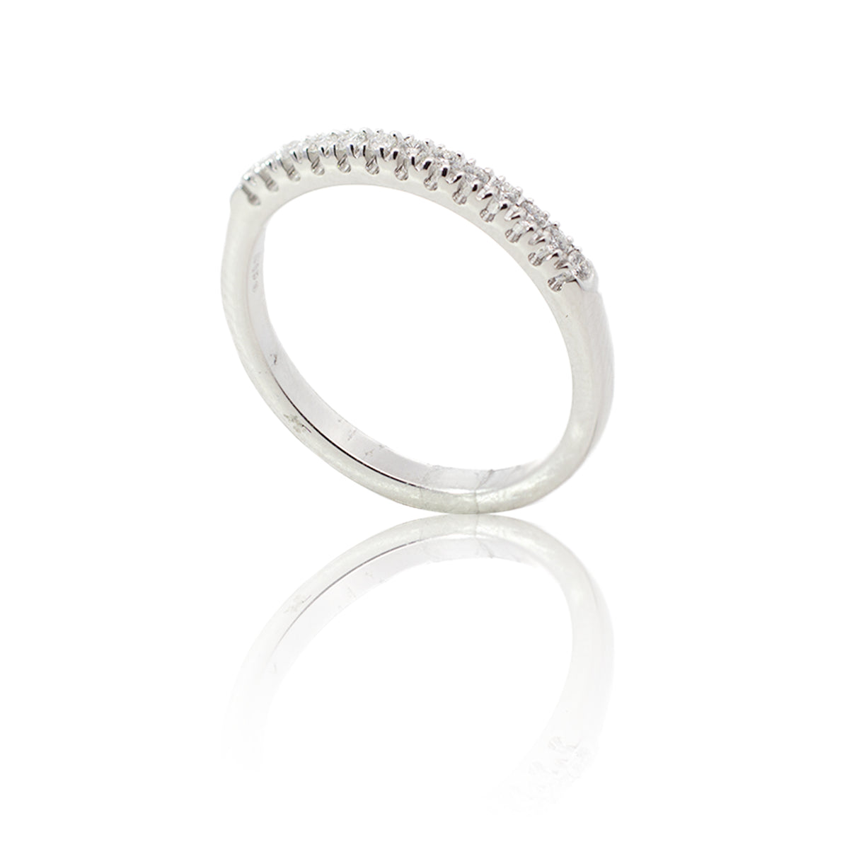 White gold diamond fedina