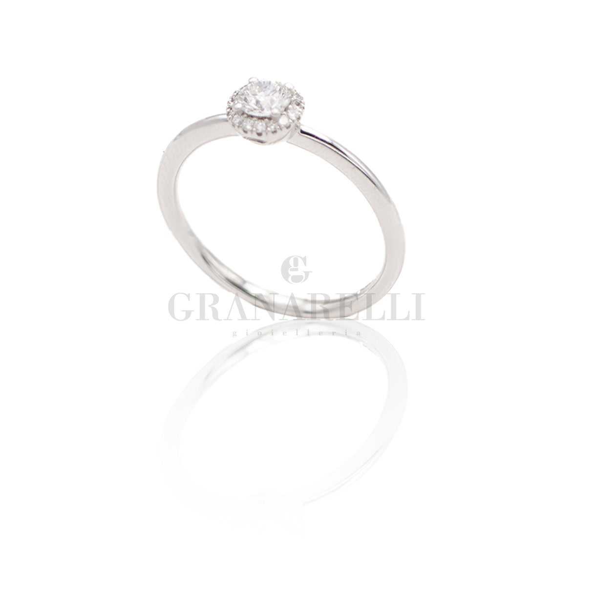 Anello solitario con Diamanti in Oro Bianco