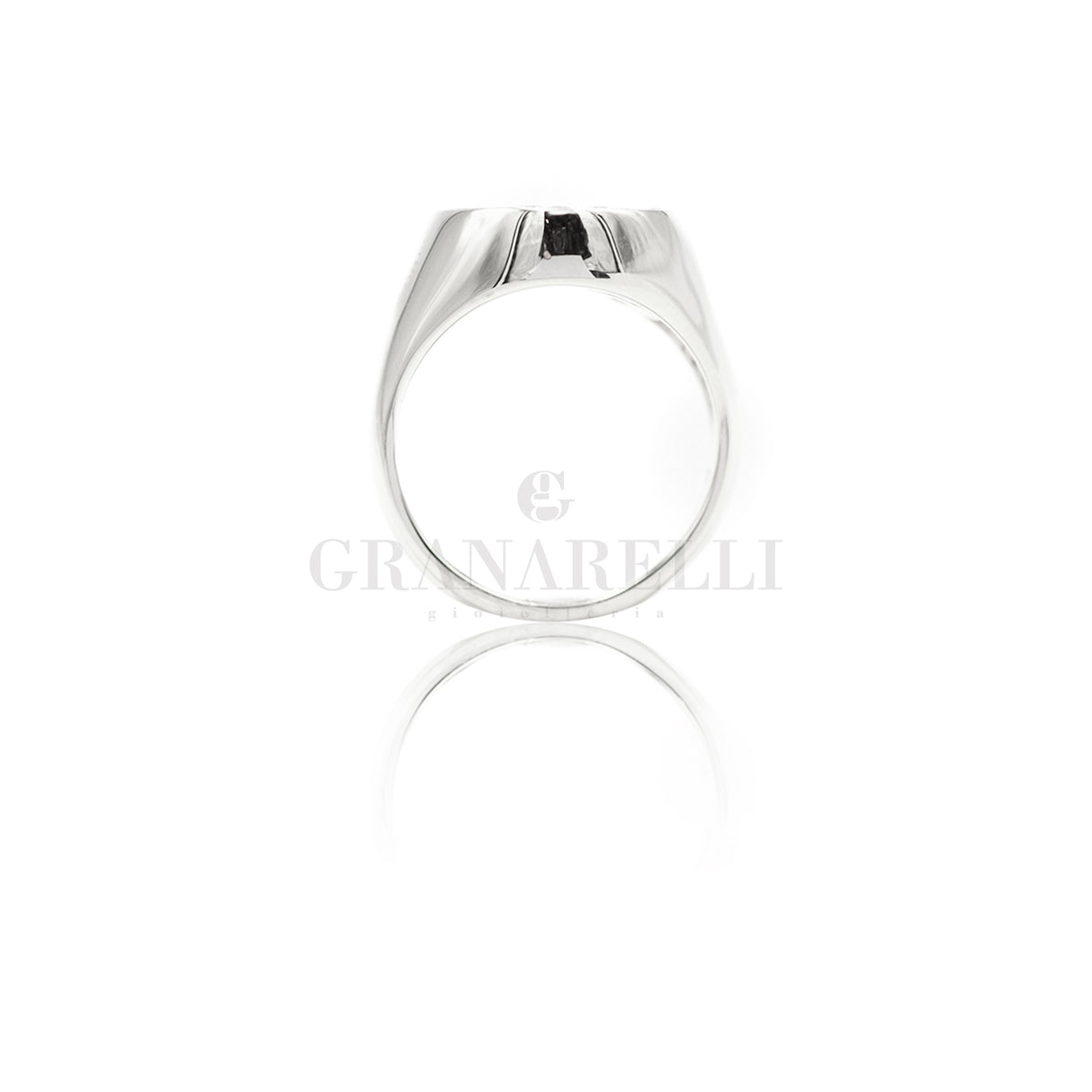 Anello Chevalier con pavè di Diamanti in Oro Bianco