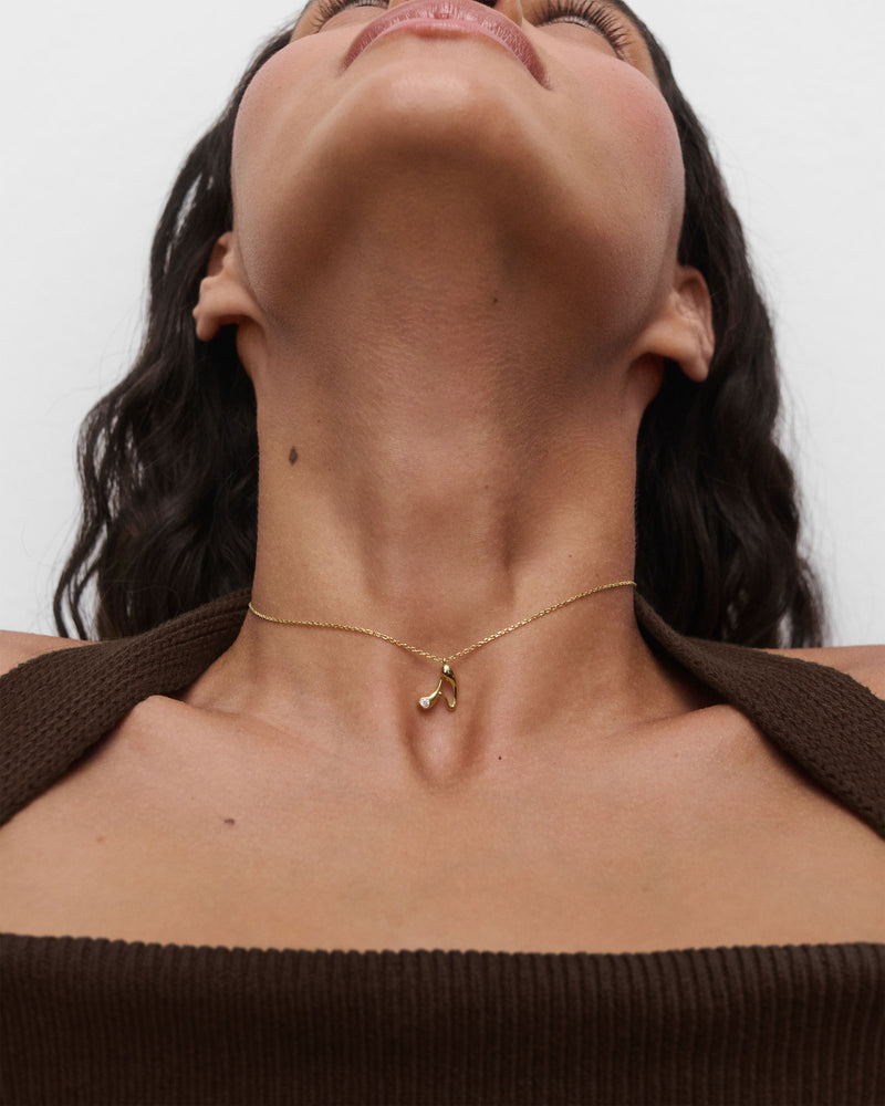 Collana con pendente iniziale A