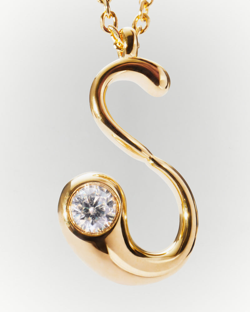 Collana con pendente iniziale S