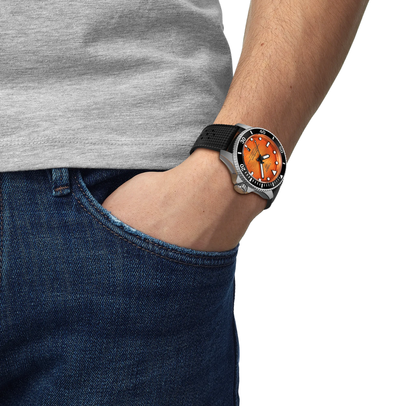 Seastar 2000 Arancione 44mm