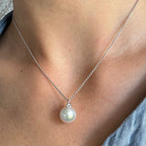 CHRIST CHRIST with pearl Ø 9/9.5 and white gold diamond