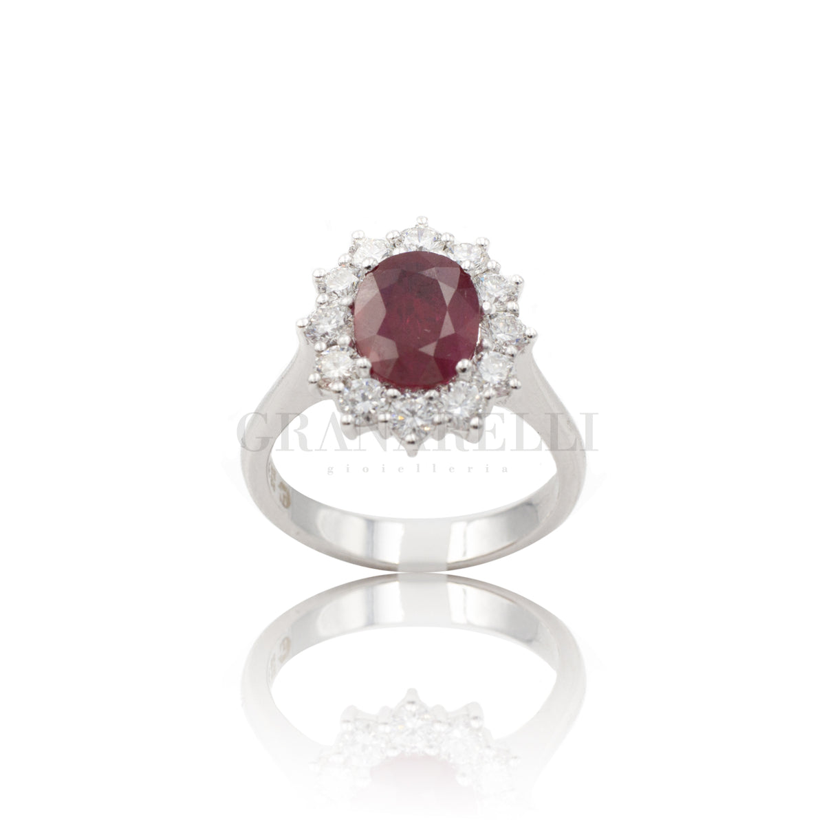 Saphir- und Diamantherzring