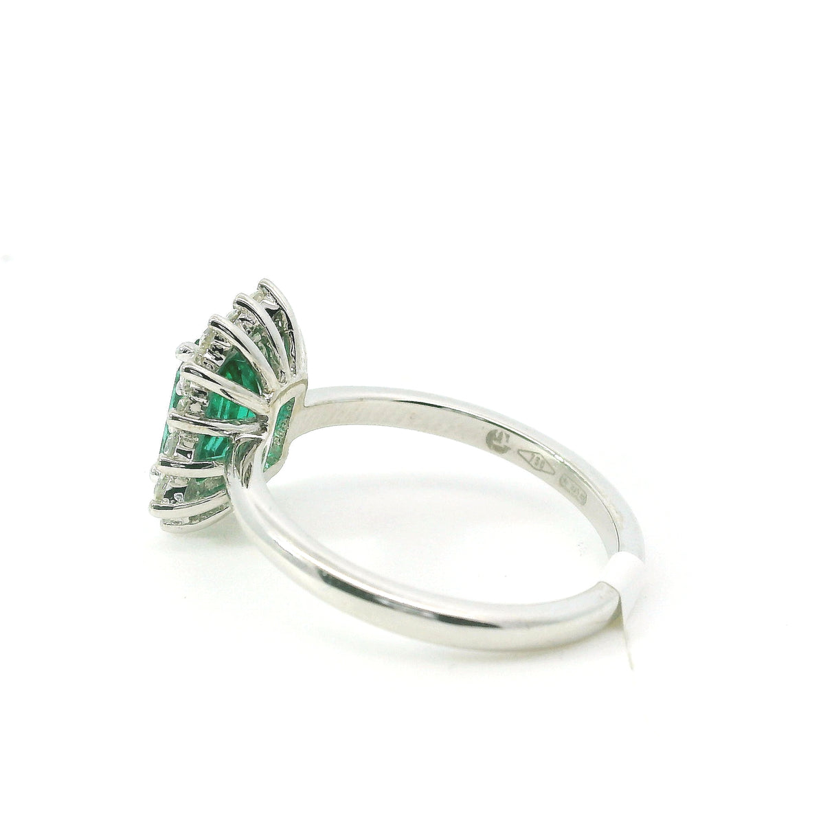 Anello in Oro Bianco con Smeraldo 1.12kt e Diamanti