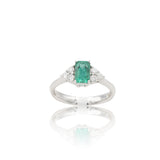 Anello in Oro Bianco con Smeraldo 1.65 e Diamanti-Anelli-GRANARELLI-Gioielleria Granarelli