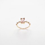 Anello Oro Giallo 9kt con Berillo Rosa Taglio Smeraldo e Diamanti - GioGio