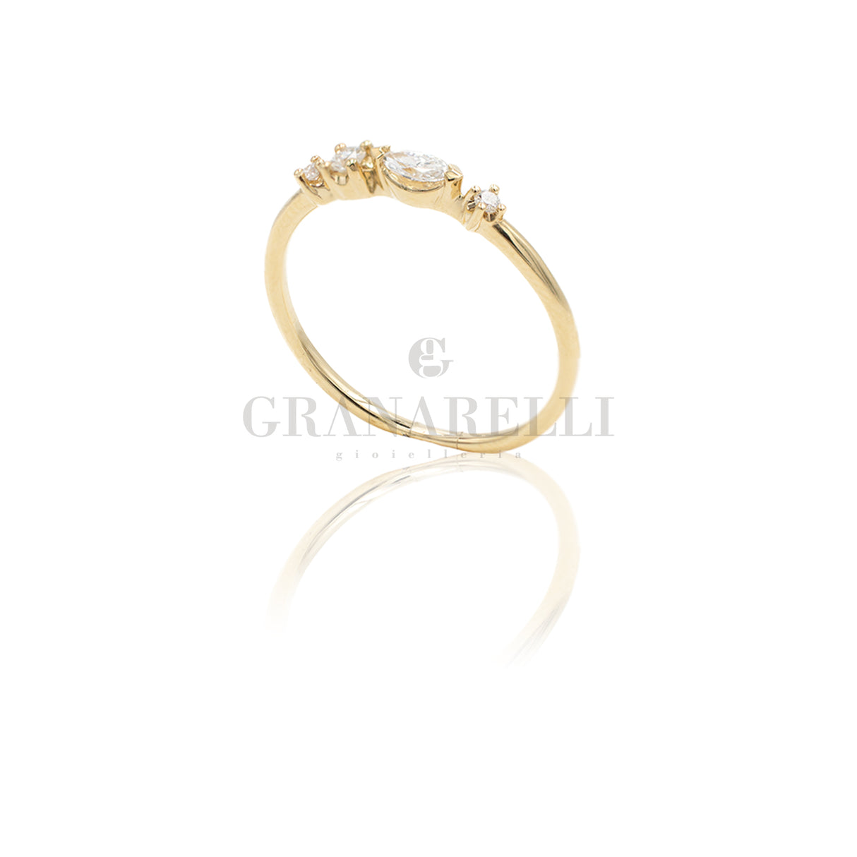Anello fantasia in Oro Giallo