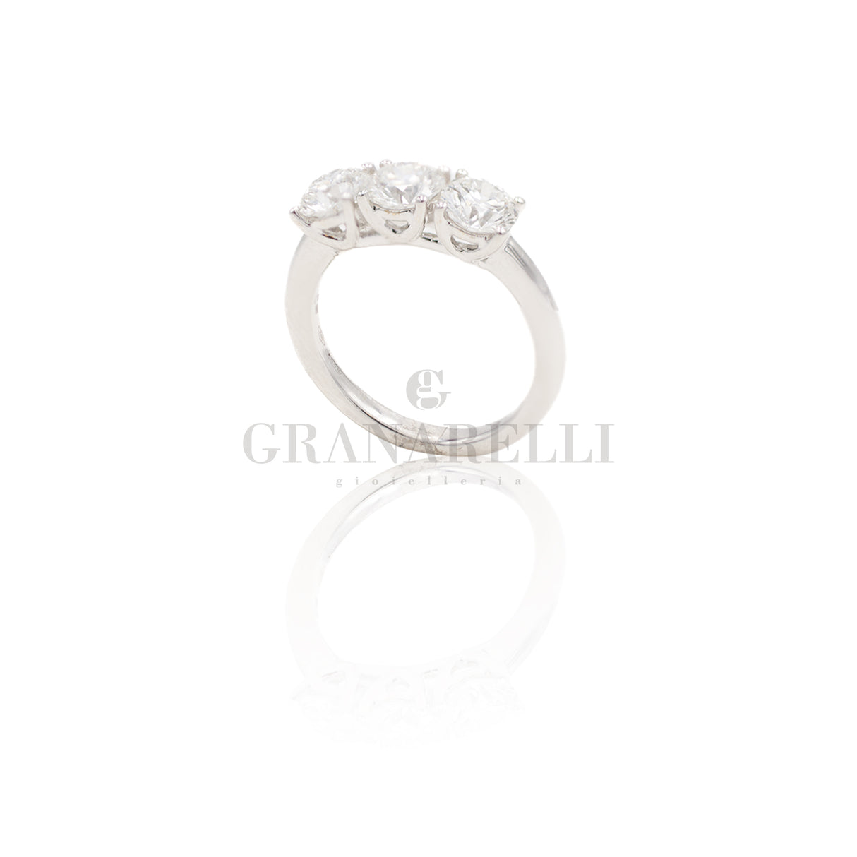 Anello Trilogy 2.12kt in Oro bianco