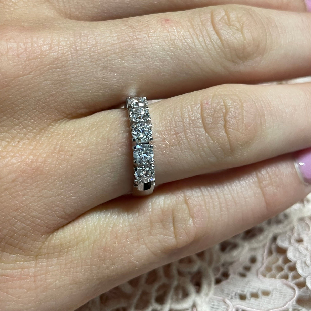 Anello Fedina 5 Diamanti 1.04kt in Oro Bianco-Anelli-GRANARELLI-Gioielleria Granarelli