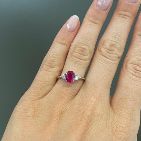 Anello Rubino e Diamanti-Anelli-CRIVELLI- [SKU] -Gioielleria Granarelli