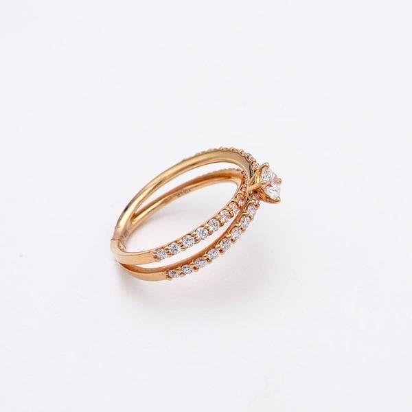 Anello solitario oro rosa gambo intrecciato Crivelli Gioielleria Granarelli