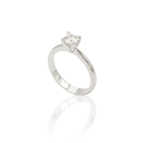 Anello Solitario quattro punte 0.70kt in platino-Anelli-GRANARELLI-Gioielleria Granarelli