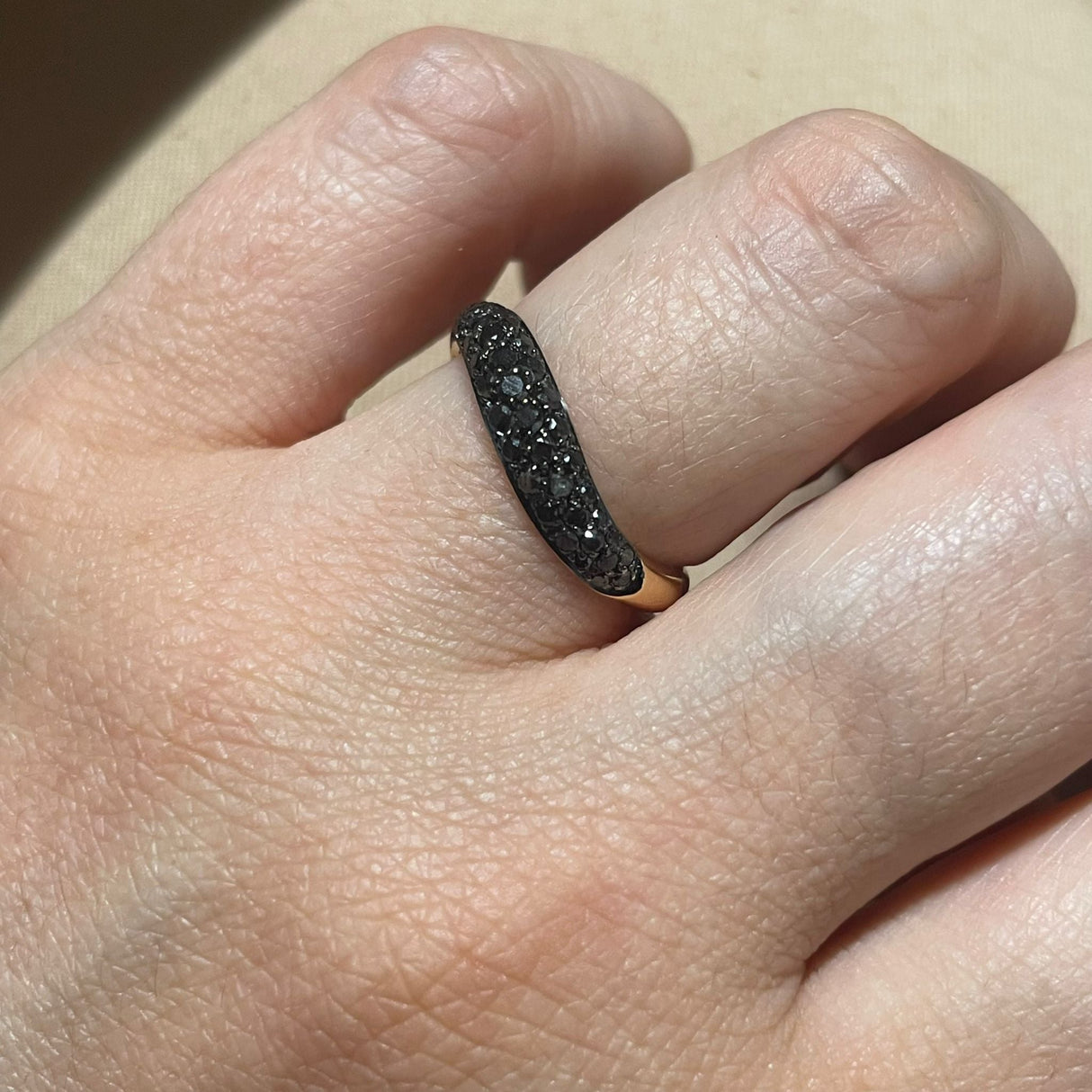 Anello fedina onda pavé di Diamanti neri in Oro Rosa-Anelli-GRANARELLI-Gioielleria Granarelli