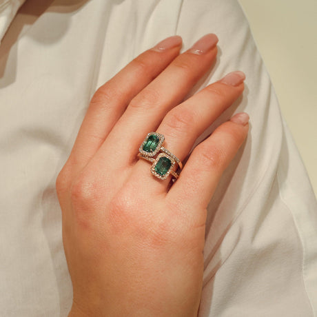 Anello in Oro Bianco con Smeraldo e Diamanti-Anelli-GRANARELLI- [SKU] -Gioielleria Granarelli