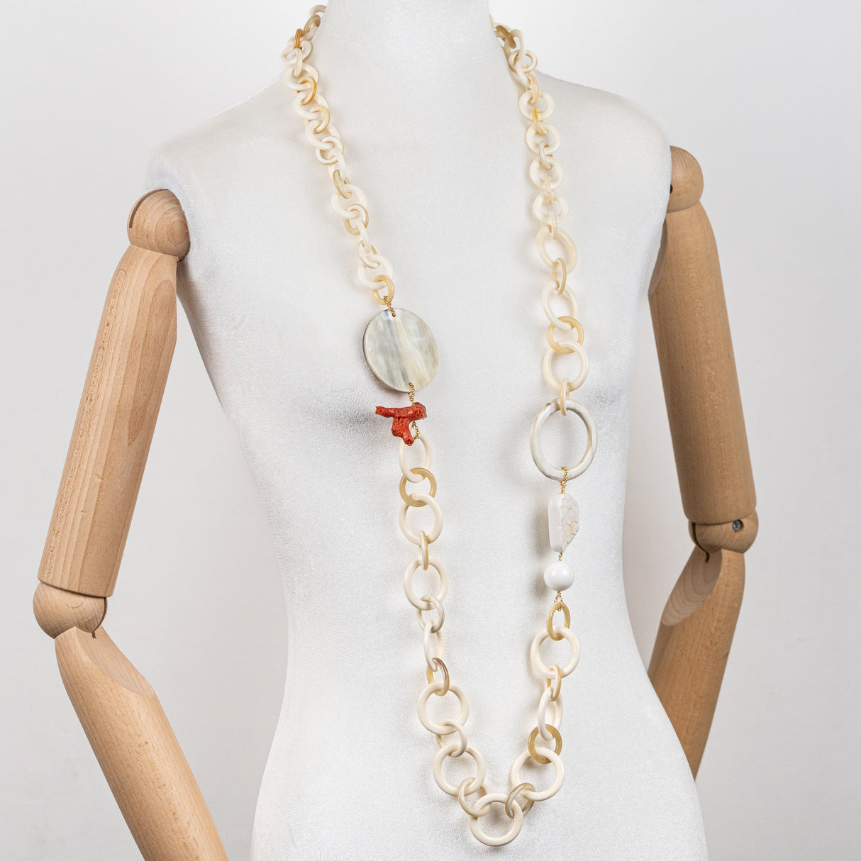 Collana Corno e corallo