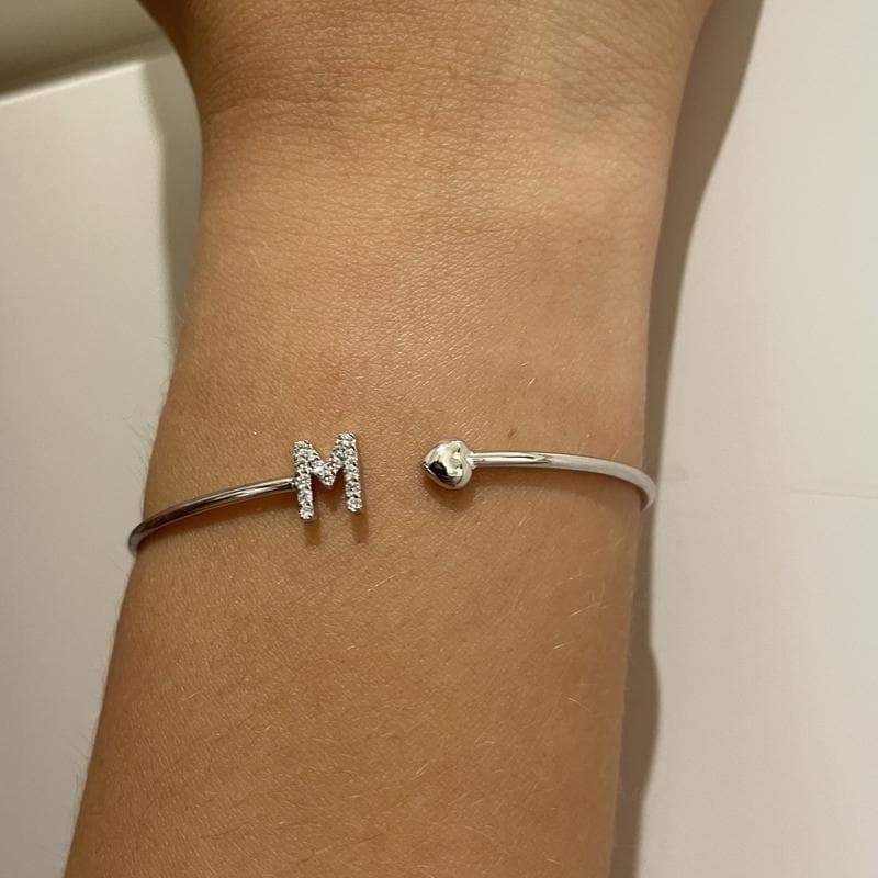 Philip Jones Bracciale Amicizia Lettera M – Iniziale Cristalli Zirconia, Regalo Significativo