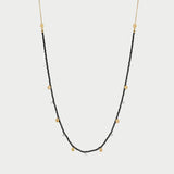 Collana con Pepite Nere di Zirconi Milky e Medagliette