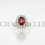 Anello Rubino Vivid Red con Certificato GIA e Contorno Diamanti Crivelli