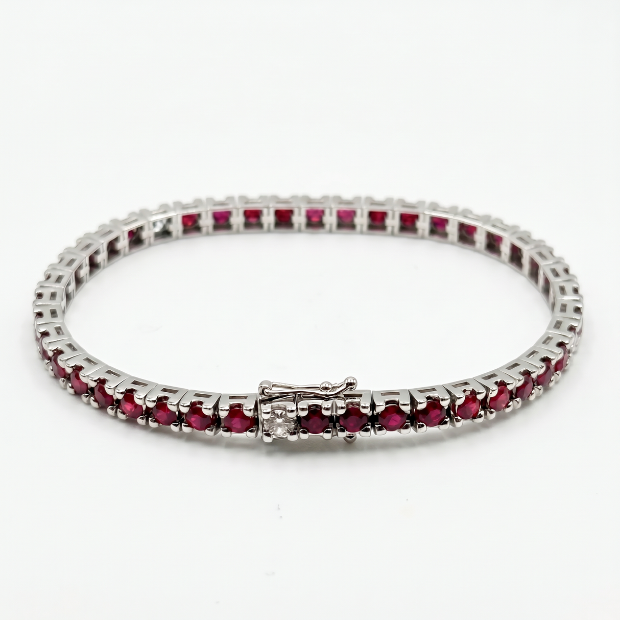 Bracciale Tennis Rubini e Diamanti Oro Bianco 18 kt