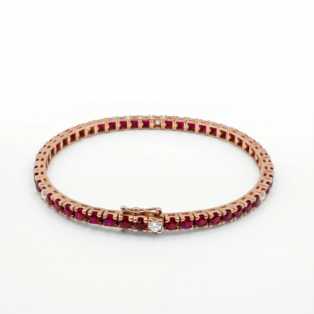 Bracciale Tennis Oro Rosa 18kt - Rubini 5.40ct e Diamanti 0.58ct
