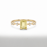 Anello Oro Giallo 9kt con Berillo Giallo Taglio Smeraldo e Diamanti - GioGio