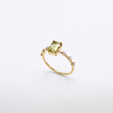 Anello Oro Giallo 9kt con Berillo Giallo Taglio Smeraldo e Diamanti - GioGio