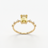 Anello Oro Giallo 9kt con Berillo Giallo Taglio Smeraldo e Diamanti - GioGio