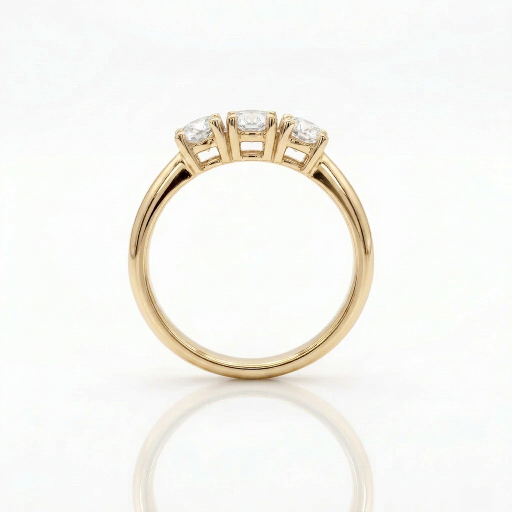 Anello Trilogy  Oro Giallo 0,90ct certificate GIA