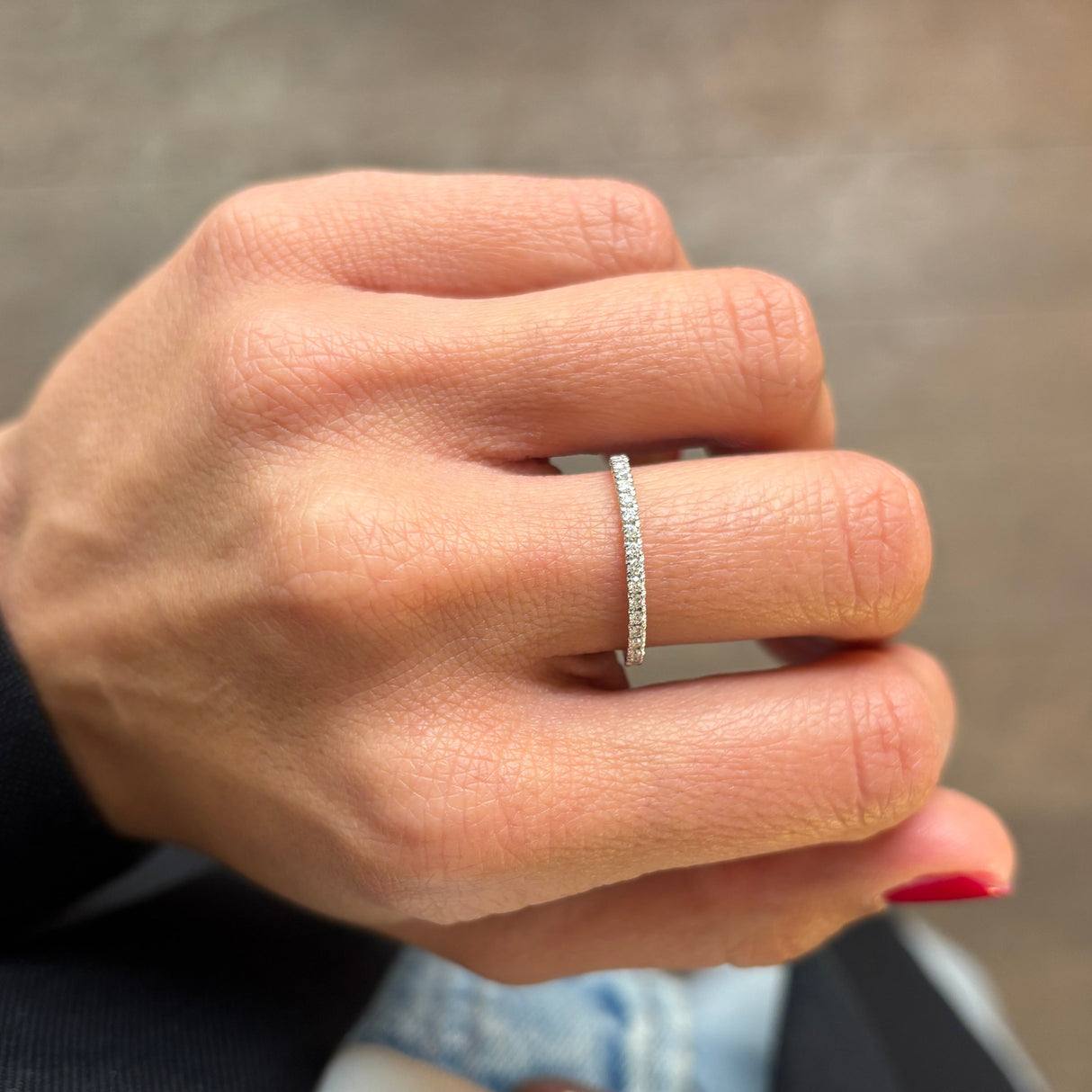 Anello Fedina con 17 Diamanti F VS