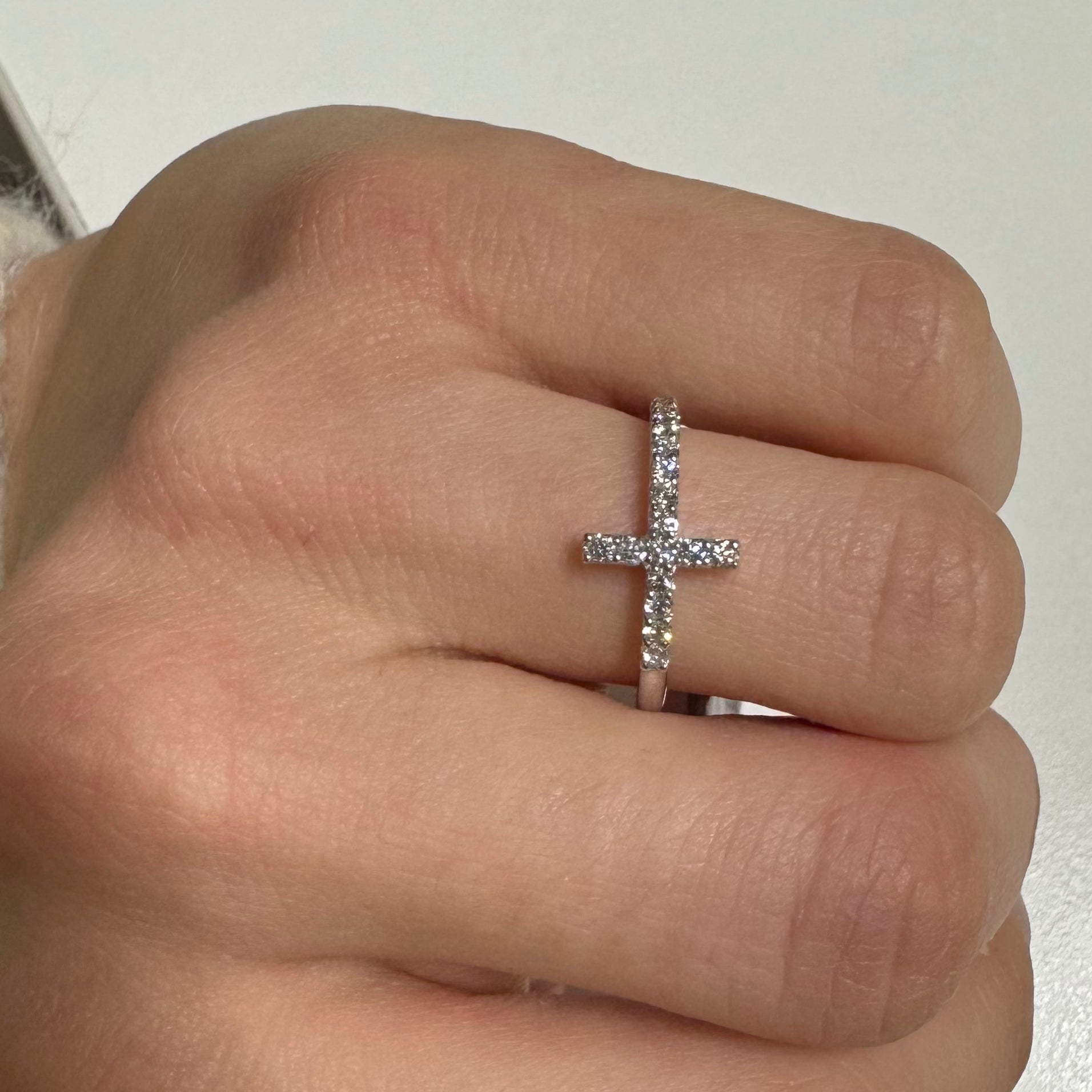 Anello Croce In Argento Sterling Con Cristalli E Zircone - Gioiello Donna A 3 Bande - Misura 8,4