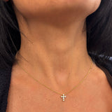 Girocollo Croce in Oro Giallo e Diamanti