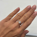 Anello in Oro Bianco con Diamante taglio Ovale 0.80kt GIA