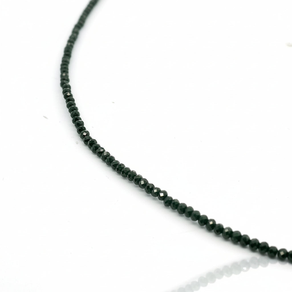 Collana pietre  naturali "Spinelli Neri"