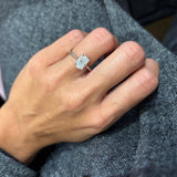 Anello in Oro Bianco con Diamante taglio Ovale 1.50kt GIA