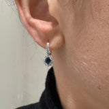 Orecchini a Monachella in Oro Bianco con Zaffiro Ovale e Diamanti