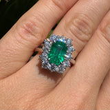Anello in Oro Bianco con Smeraldo 2.18kt e Diamanti