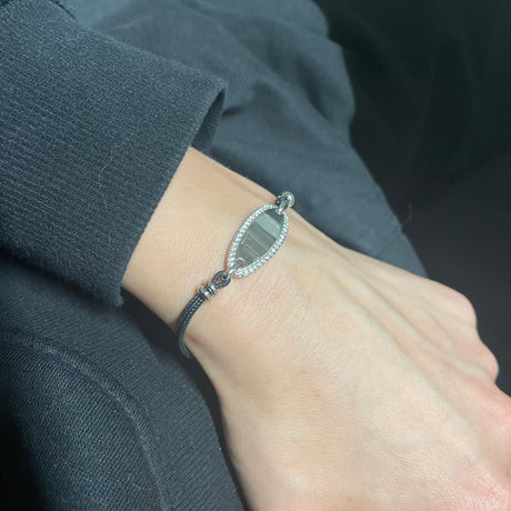 Bracciale Targhetta Diamanti Bianchi con Cordino-Bracciali-CRIVELLI-Gioielleria Granarelli